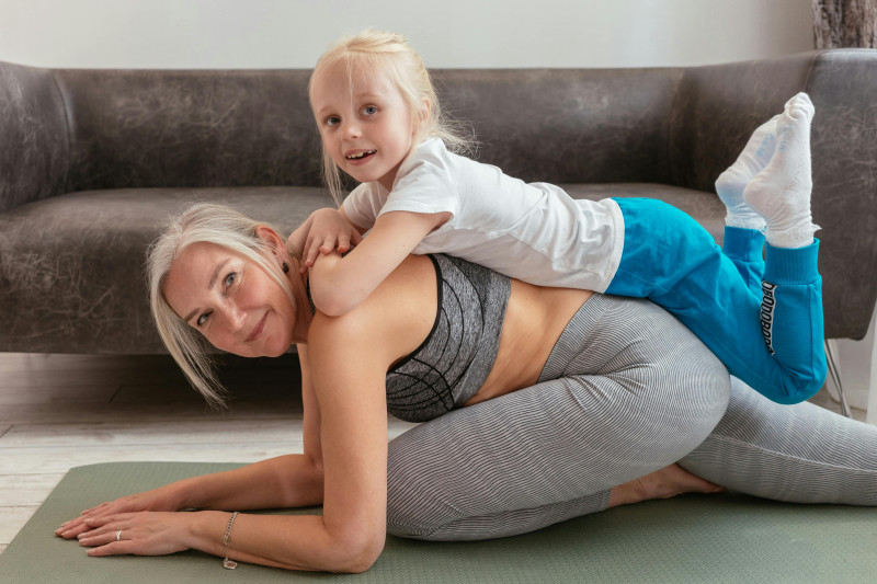 Familie fitness sjov ben træning